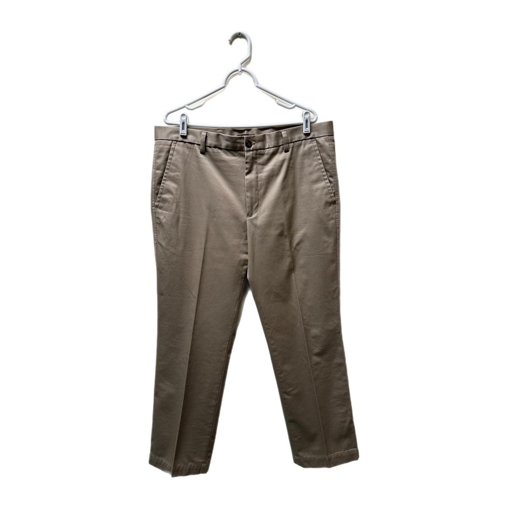 C22 Dockers Men's Tan Dress Pants, Size 38x30, Pre-owned